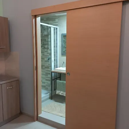 Napule E *